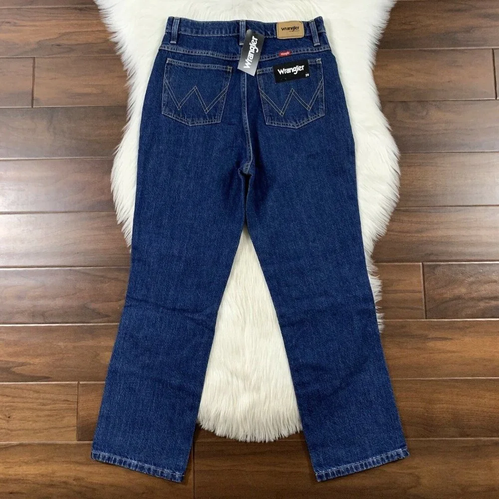 Wrangler Women's Size 29 X 28 Dark Wash High Rise Straight Leg‎ Denim Jeans